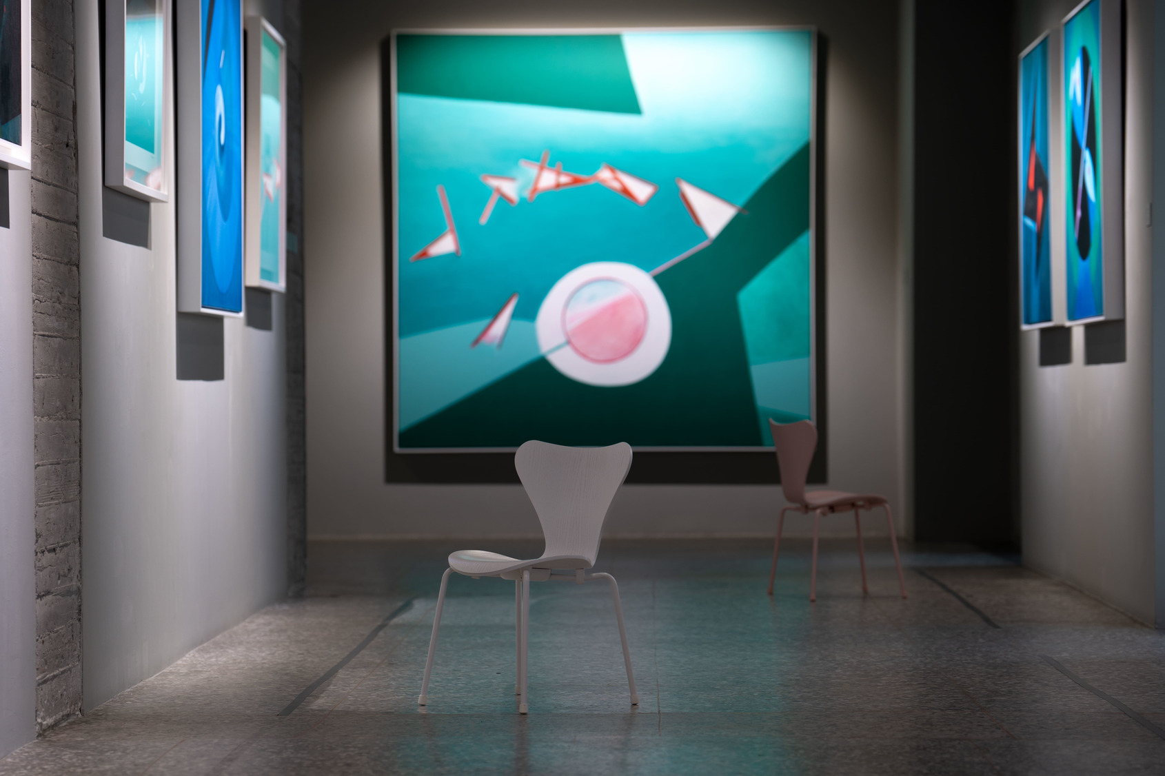 金馬賓館當代美術館《時空吟遊》特展，幾何抽象大師霍剛與韓國藝術家權純益聯展